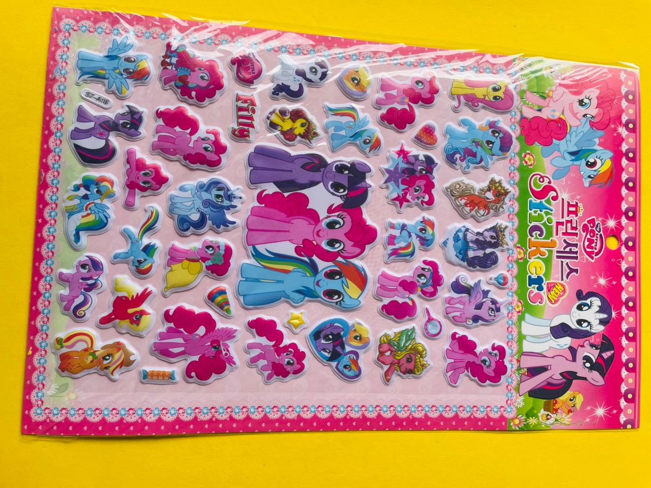 استیکربرجسته یونیکورن