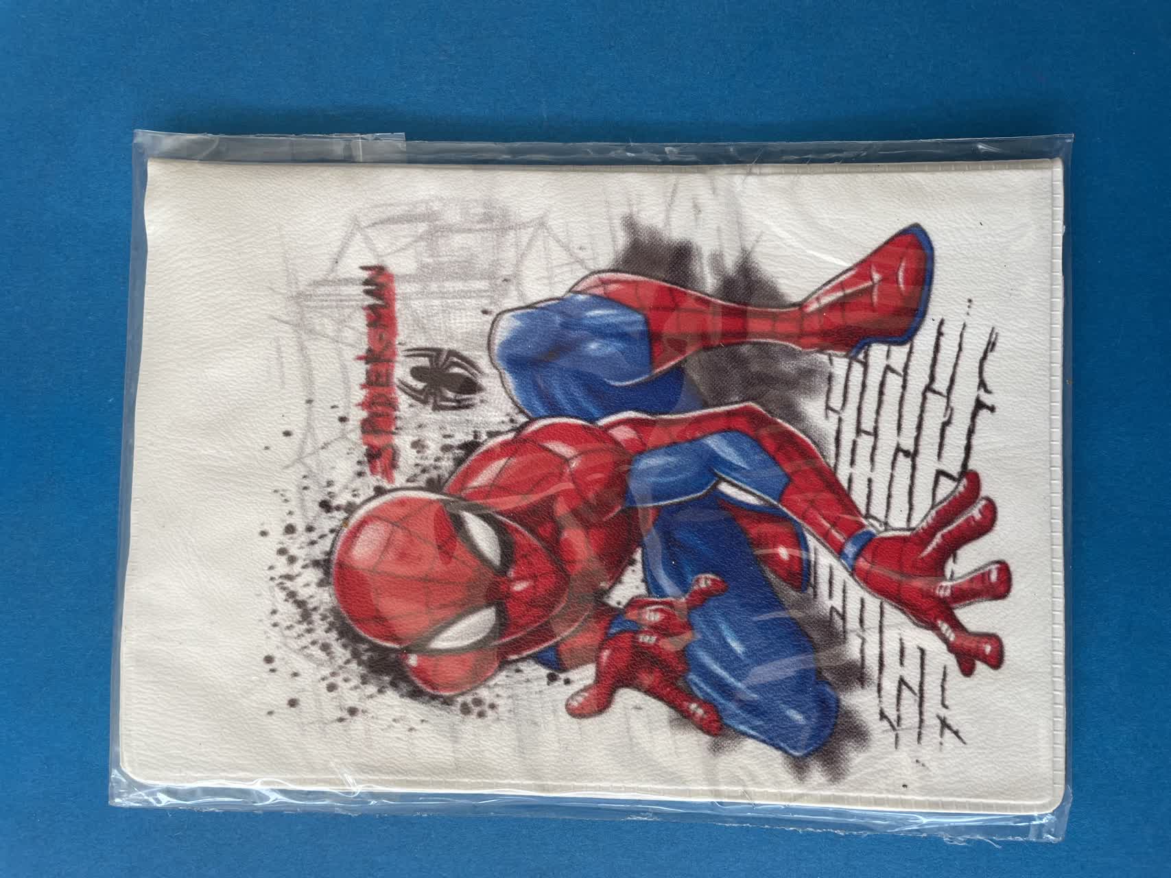 روی جلدشناسنامه